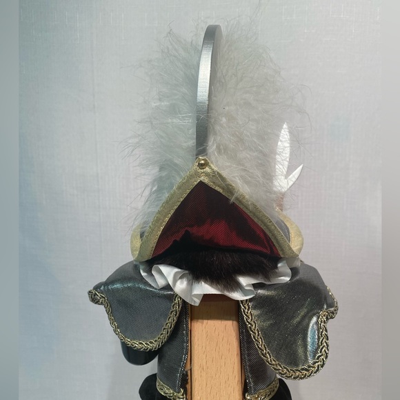 Steinbach "Captain Guido" of the Swiss Guards Nutcracker Club Member Piece IV - Picture 15 of 16